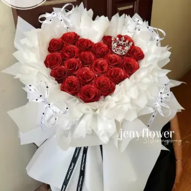 Bó Tim Size S Nhũ – Món Quà Trái Tim Vĩnh Cửu, Rạng Rỡ Gửi Trao Yêu Thương